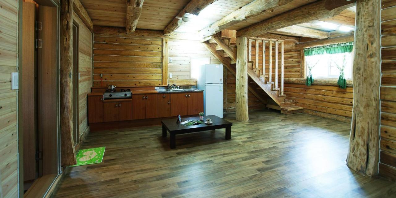 Jeju Joa Log Pension Seogwipo Exterior foto